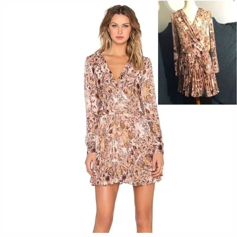 BCBGeneration Floral Pleated Dress Size Small